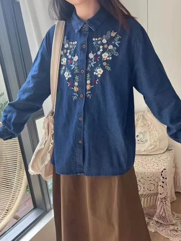 Blusas y camisas de mezclilla con bordado de flores tribales