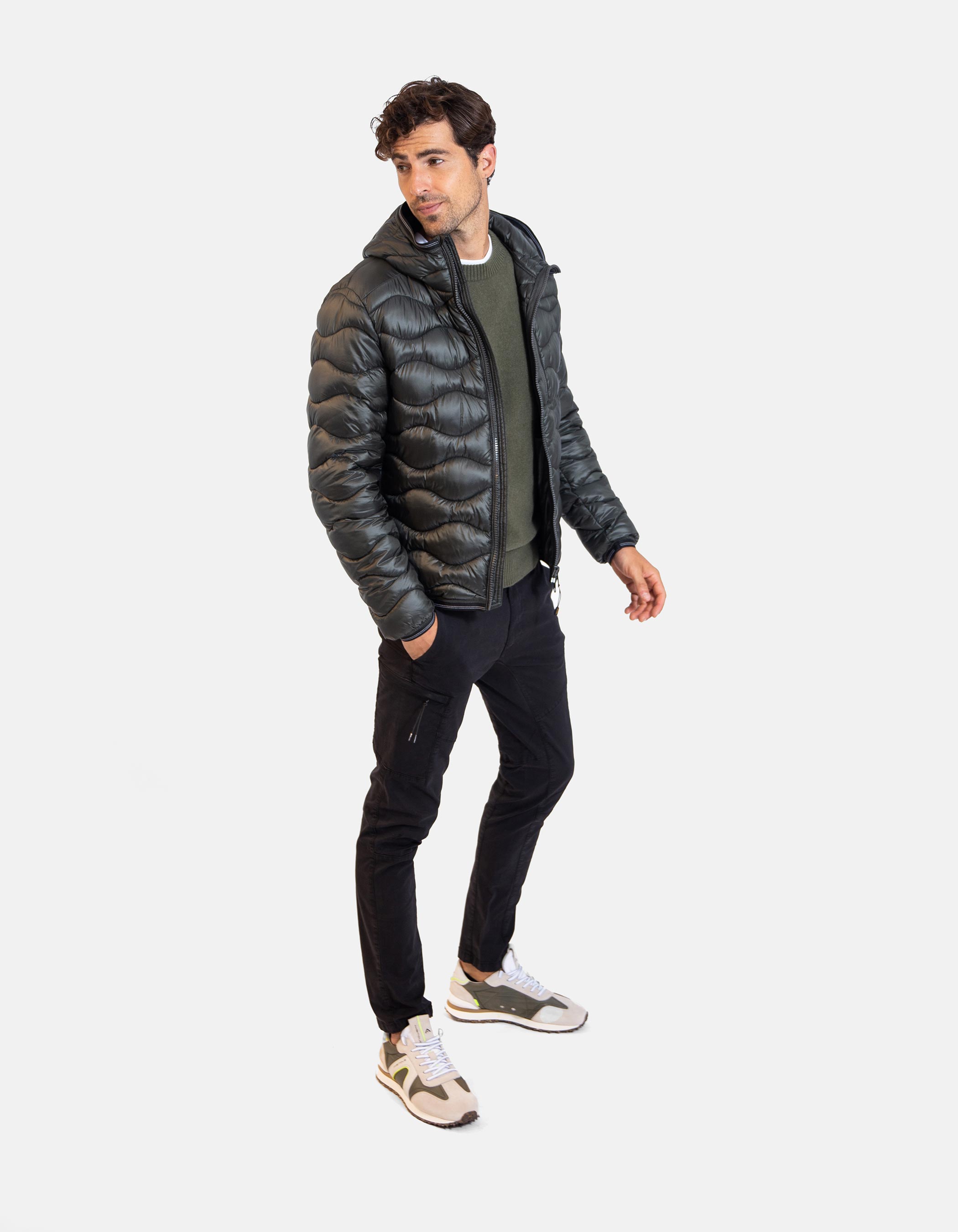 CHAQUETA ACOLCHADA ULTRALIGHT WEIGHT