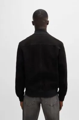 Chaqueta bomber de ante con ribetes de canalé
