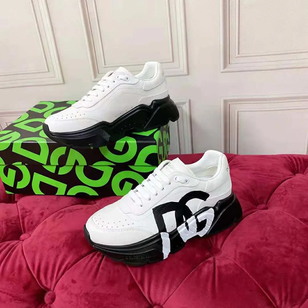 DOLCE GABBANA D&G MUJER ZAPATILLAS DAYMASTER DE PIEL DE BECERRONEGRO