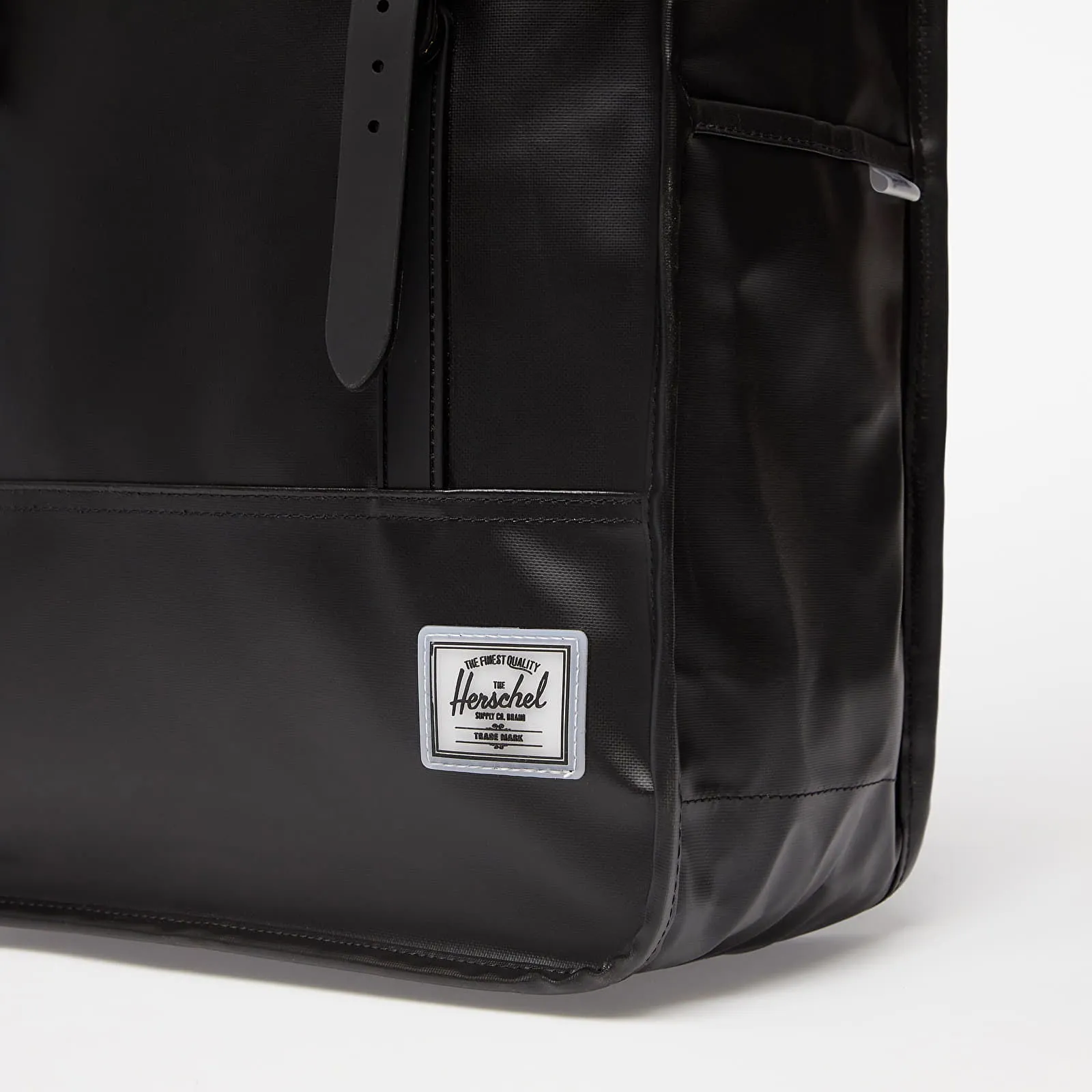 Herschel Supply CO. Weather Resistant Survey II