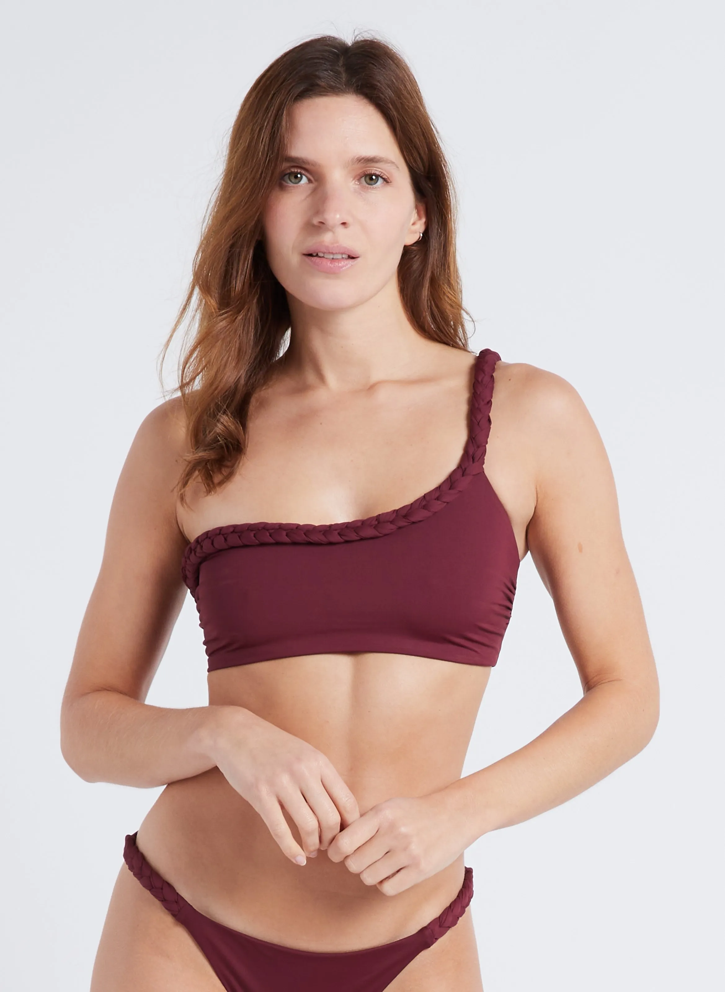 KHAVEN LISA  TOP DE BIKINI ASIMéTRICO