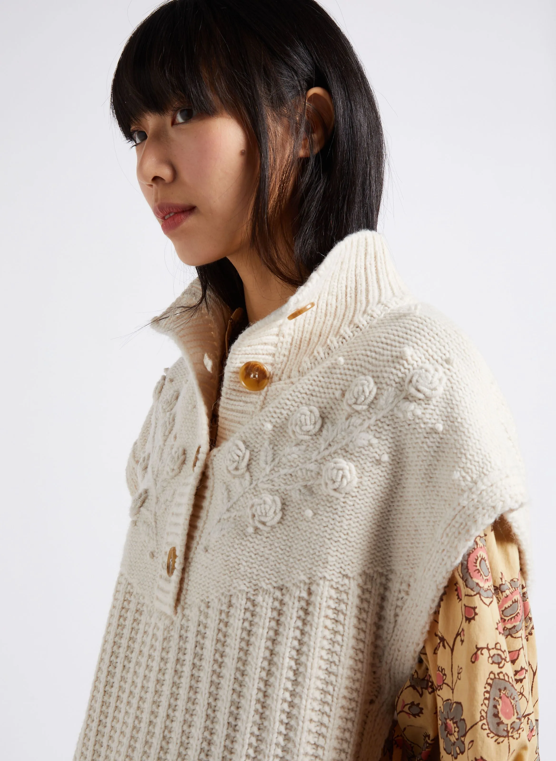 LOUISE MISHA SONG  CHAQUETA CON CUELLO ALTO EN BEIGE