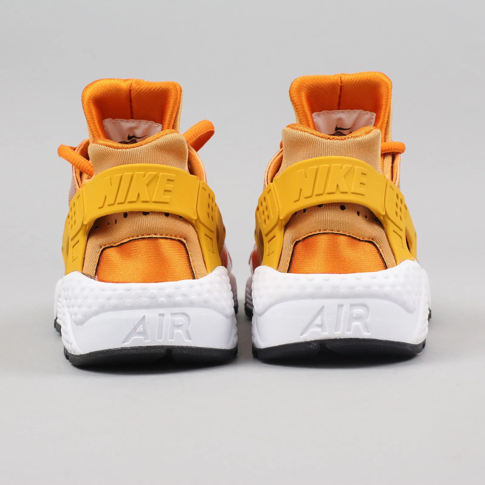 Nike WMNS Air Huarache Run