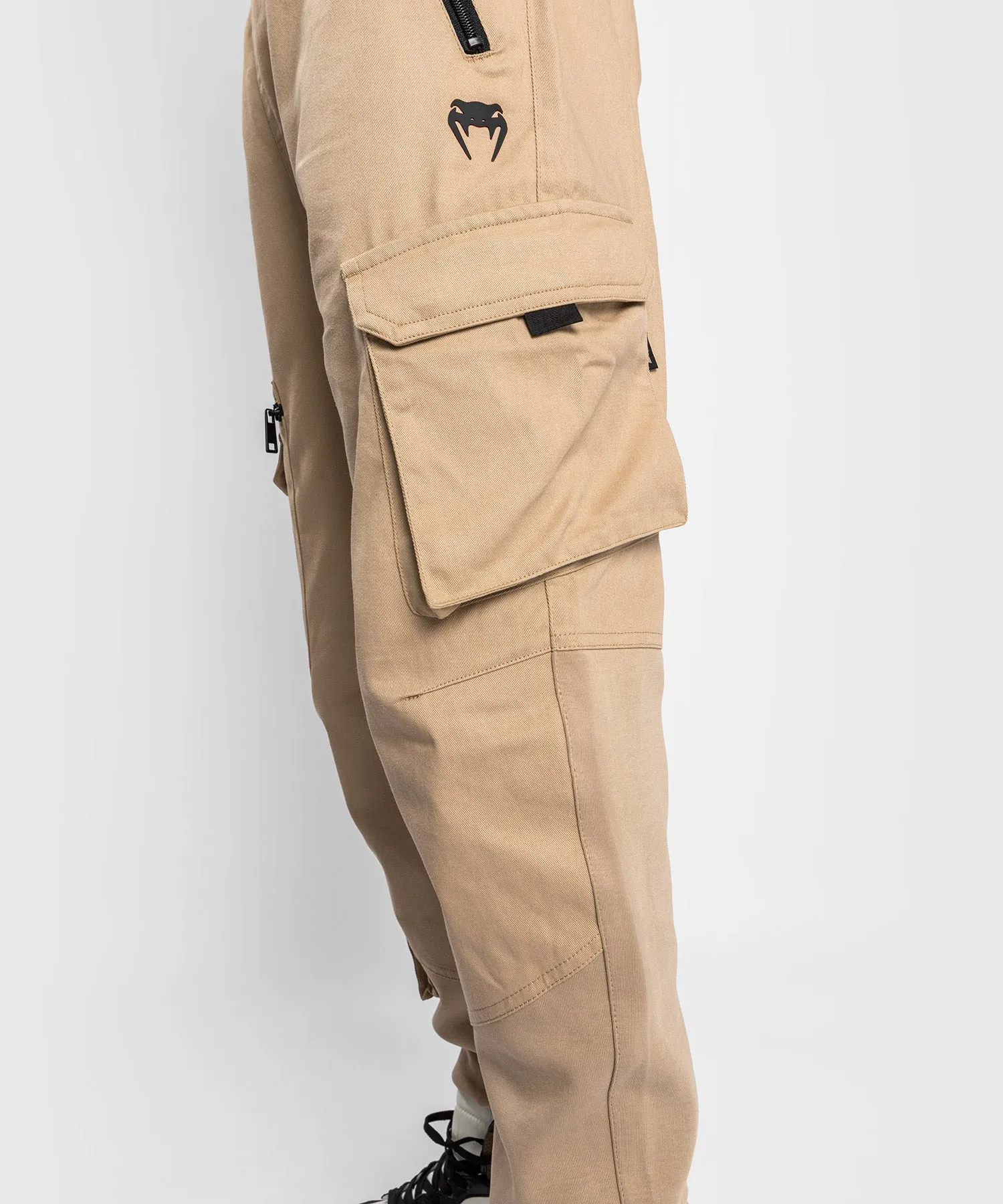 PANTALONES VENUM CARGO  ARENA