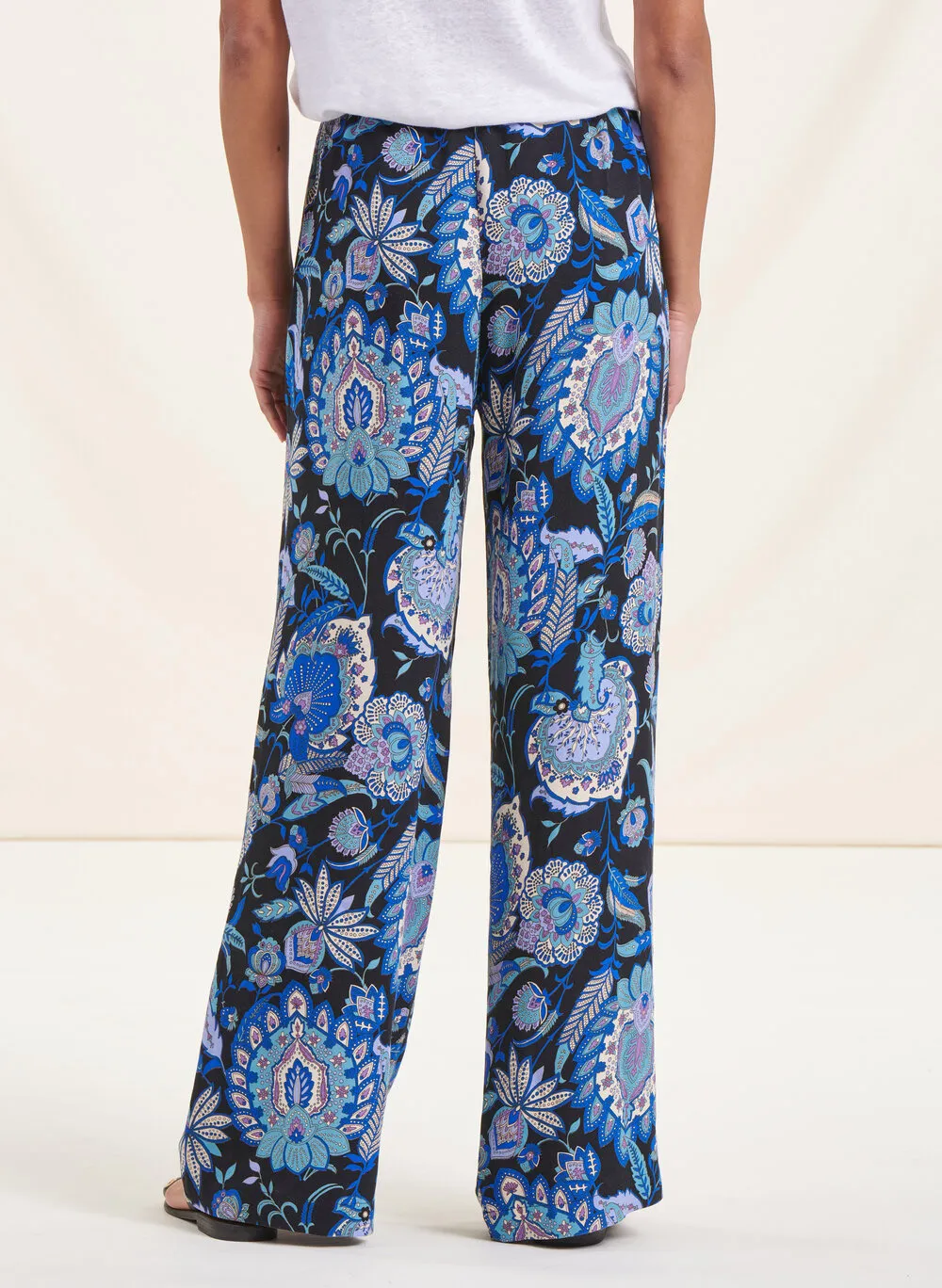Pantalón ancho estampado en multicolor