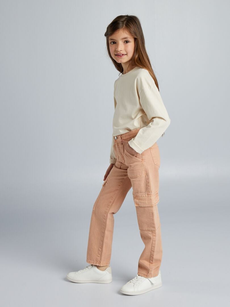 PANTALóN DE SARGA CON BOLSILLOS CON SOLAPA  BEIGE