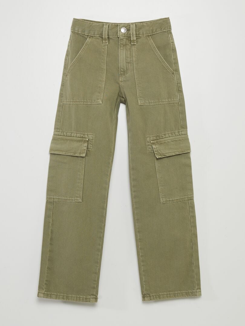 PANTALóN DE SARGA CON BOLSILLOS CON SOLAPA  VERDE