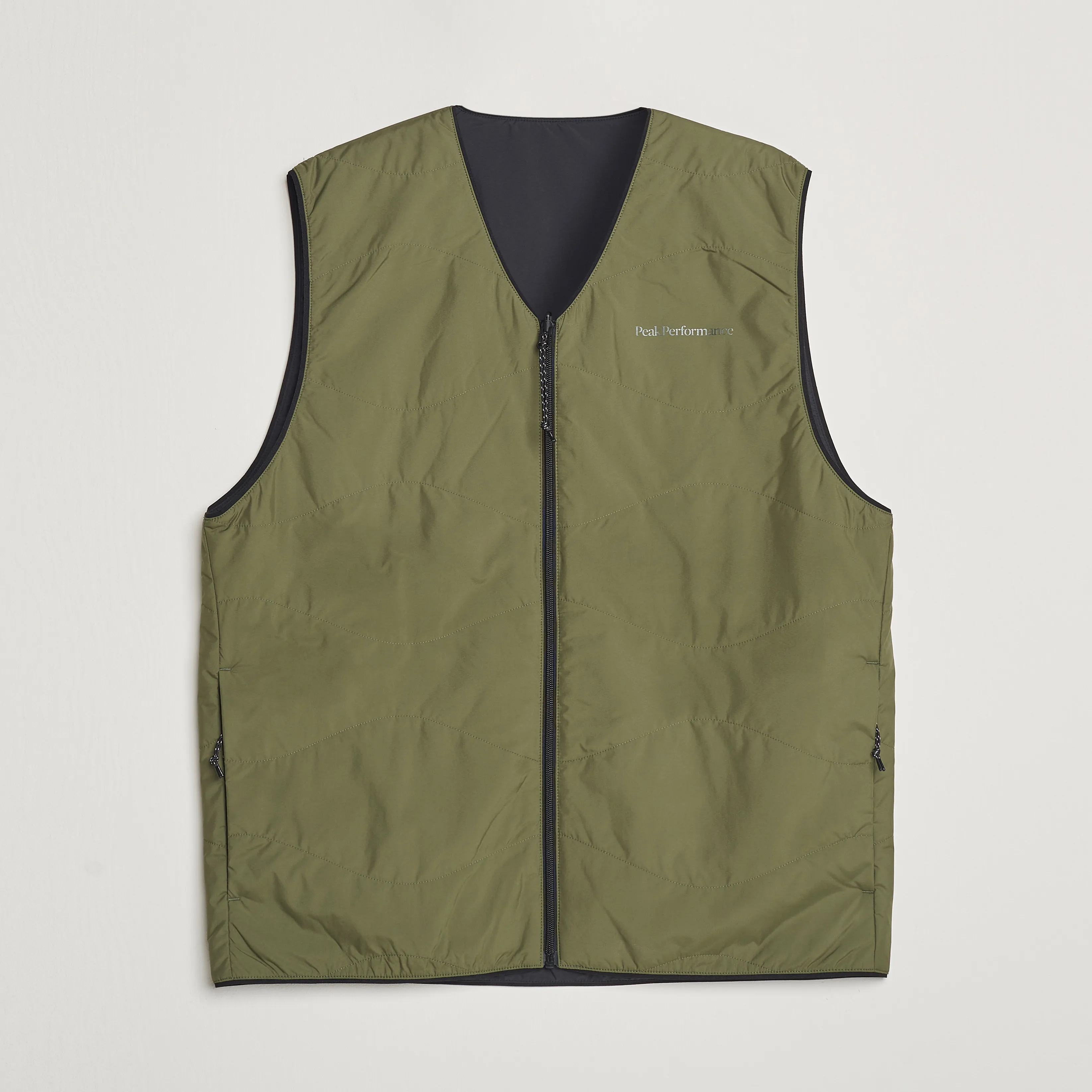 Peak Performance Insulated Reversable Vest Pine Needle