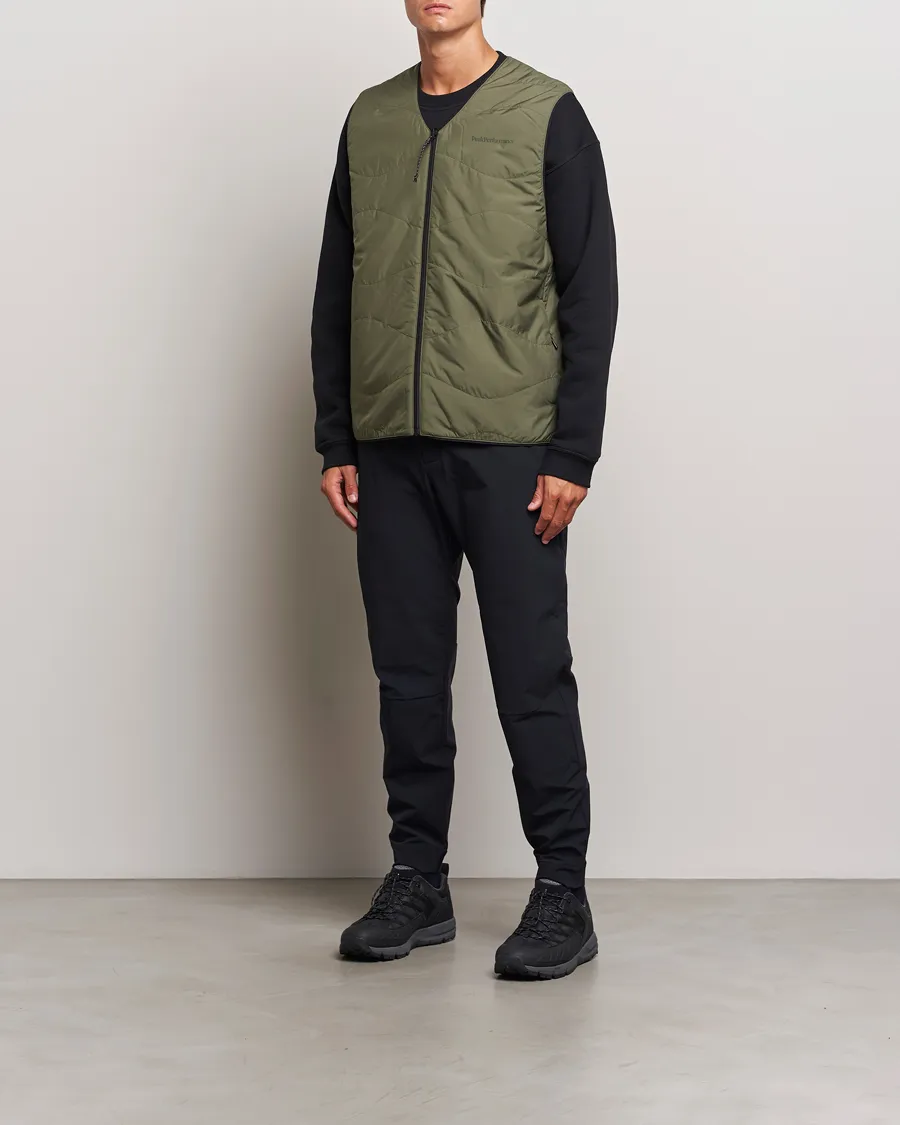 Peak Performance Insulated Reversable Vest Pine Needle
