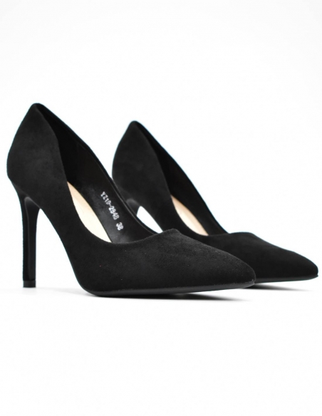 Stiletto negro de tacon fino