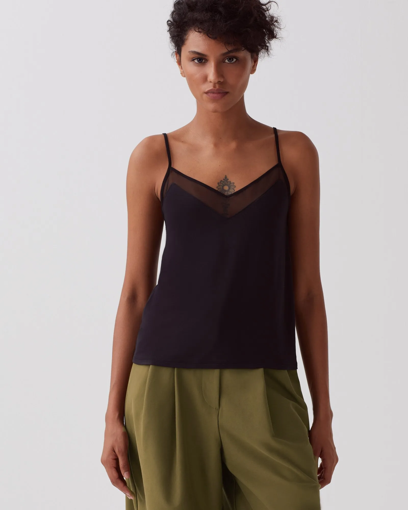 Top fluido con tirantes finos black