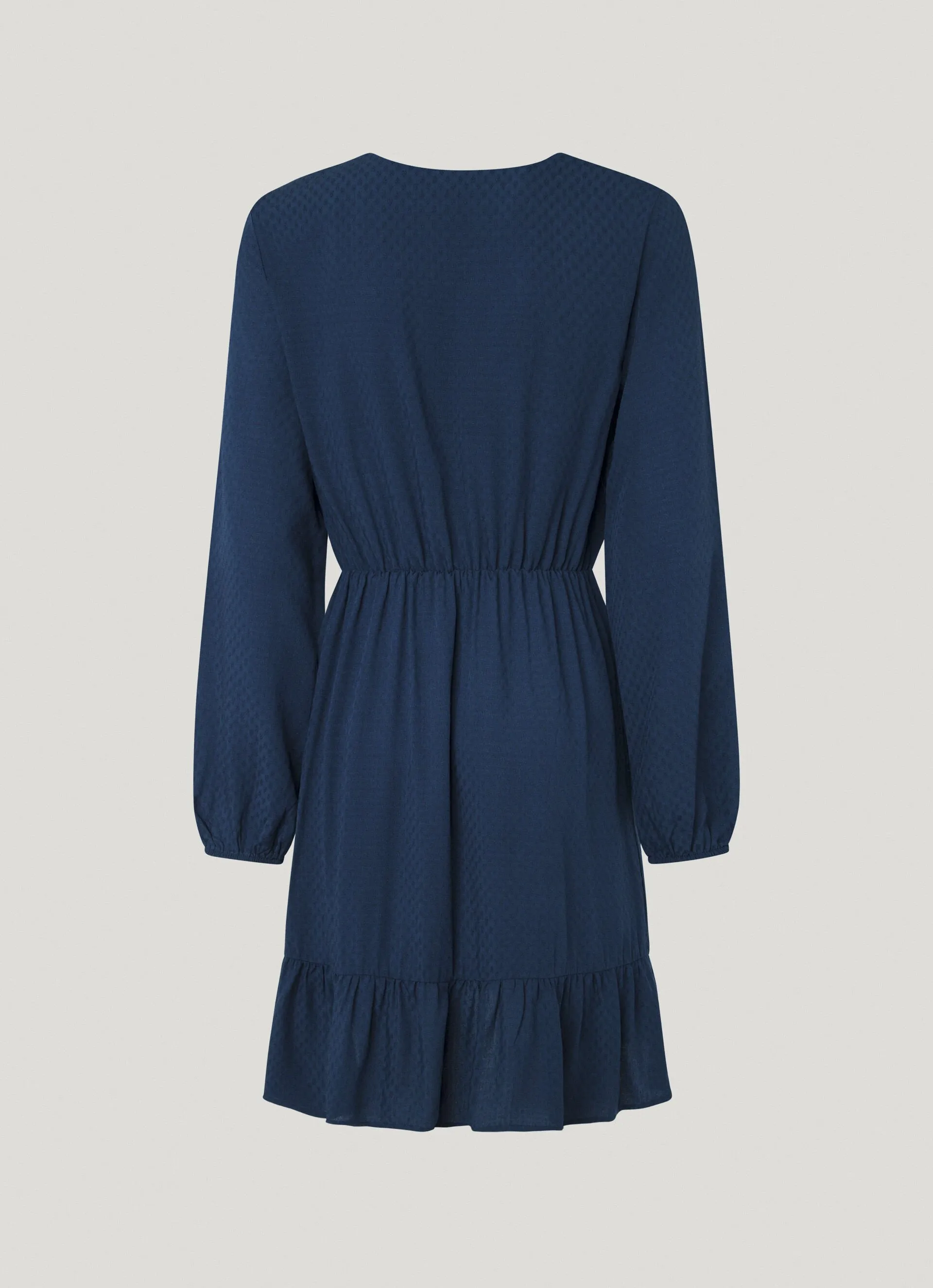 vestido corto cuello pico