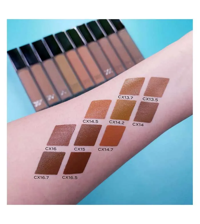 XX REVOLUTION  CORRECTOR LíQUIDO SUPER FIXX CONCEALXX  CX18.5