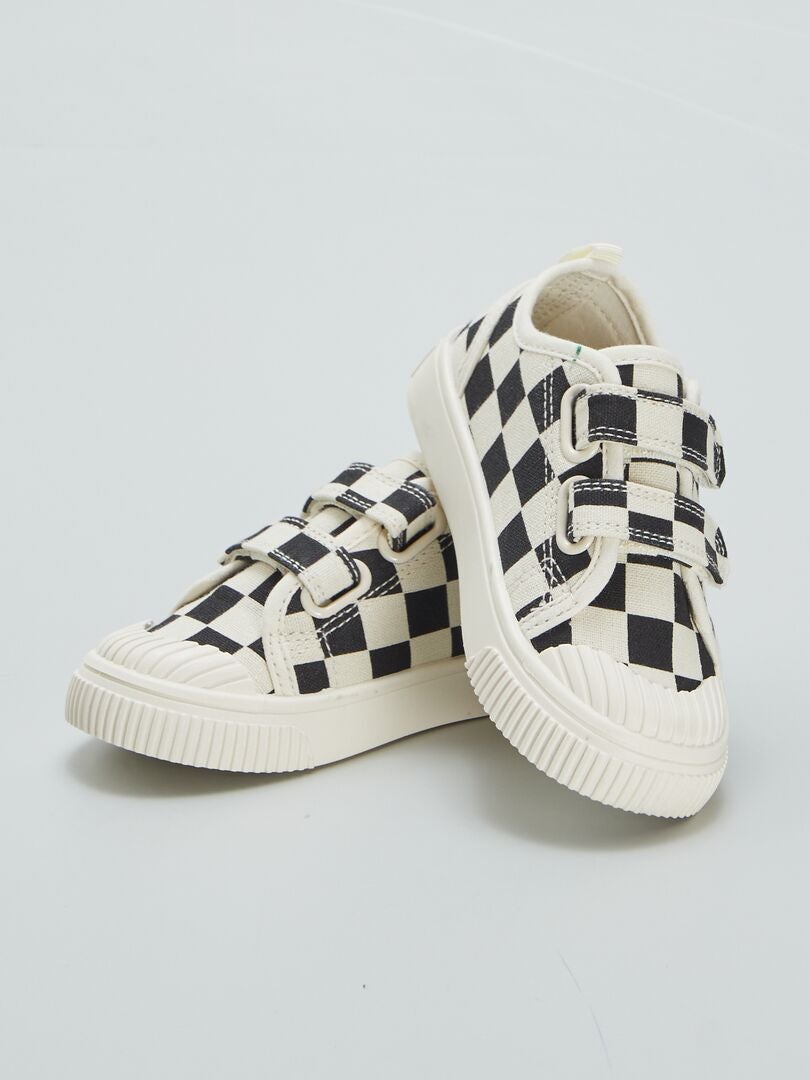 ZAPATILLAS BAJAS CON VELCROS  BEIGE