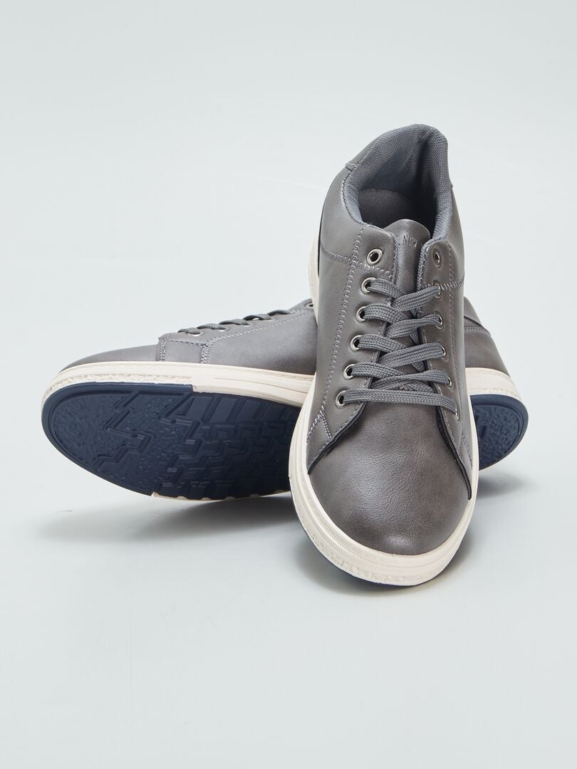 ZAPATILLAS CASUAL DE MATERIAL SINTéTICO  GRIS