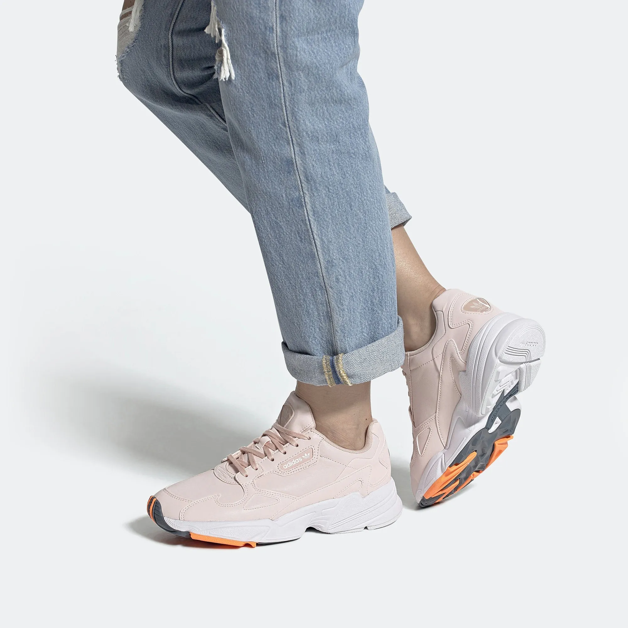 ZAPATOS ADIDAS ORIGINALS FALCON  VAPOR PINK/SIGNAL ORANGE/LEGACY BLUE  WOMEN´S